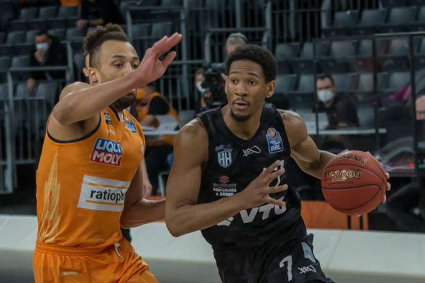 对篮球职业 对篮球职业