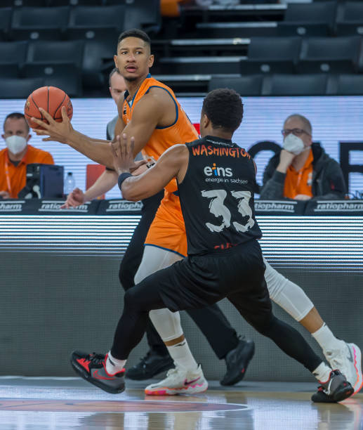 弱优势摘得 弱优势摘得